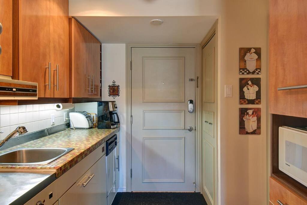 Charming Tremblant 1 Bedroom With Pool And Hot Tub モントランブラン エクステリア 写真