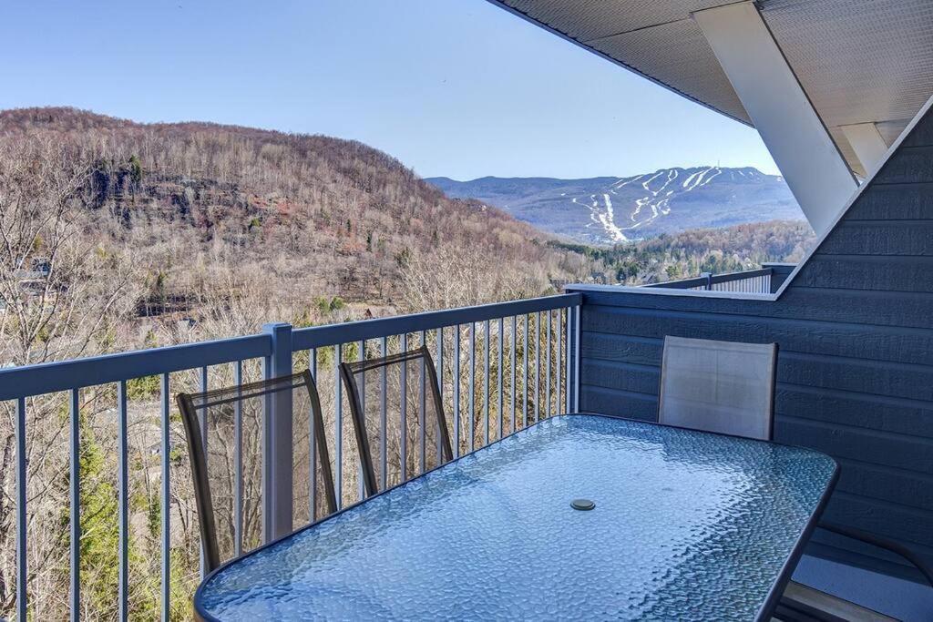 Charming Tremblant 1 Bedroom With Pool And Hot Tub モントランブラン エクステリア 写真